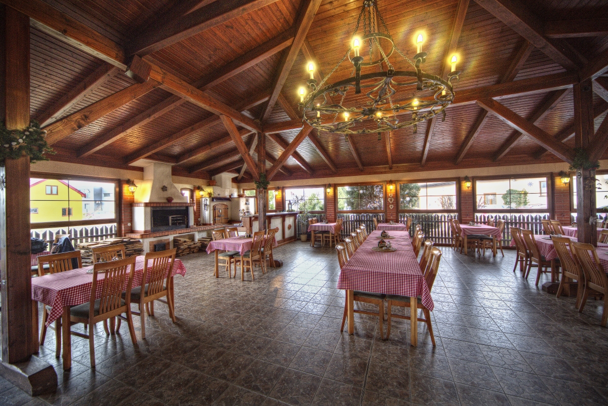 Bowling U Krbu – dráhy a bar