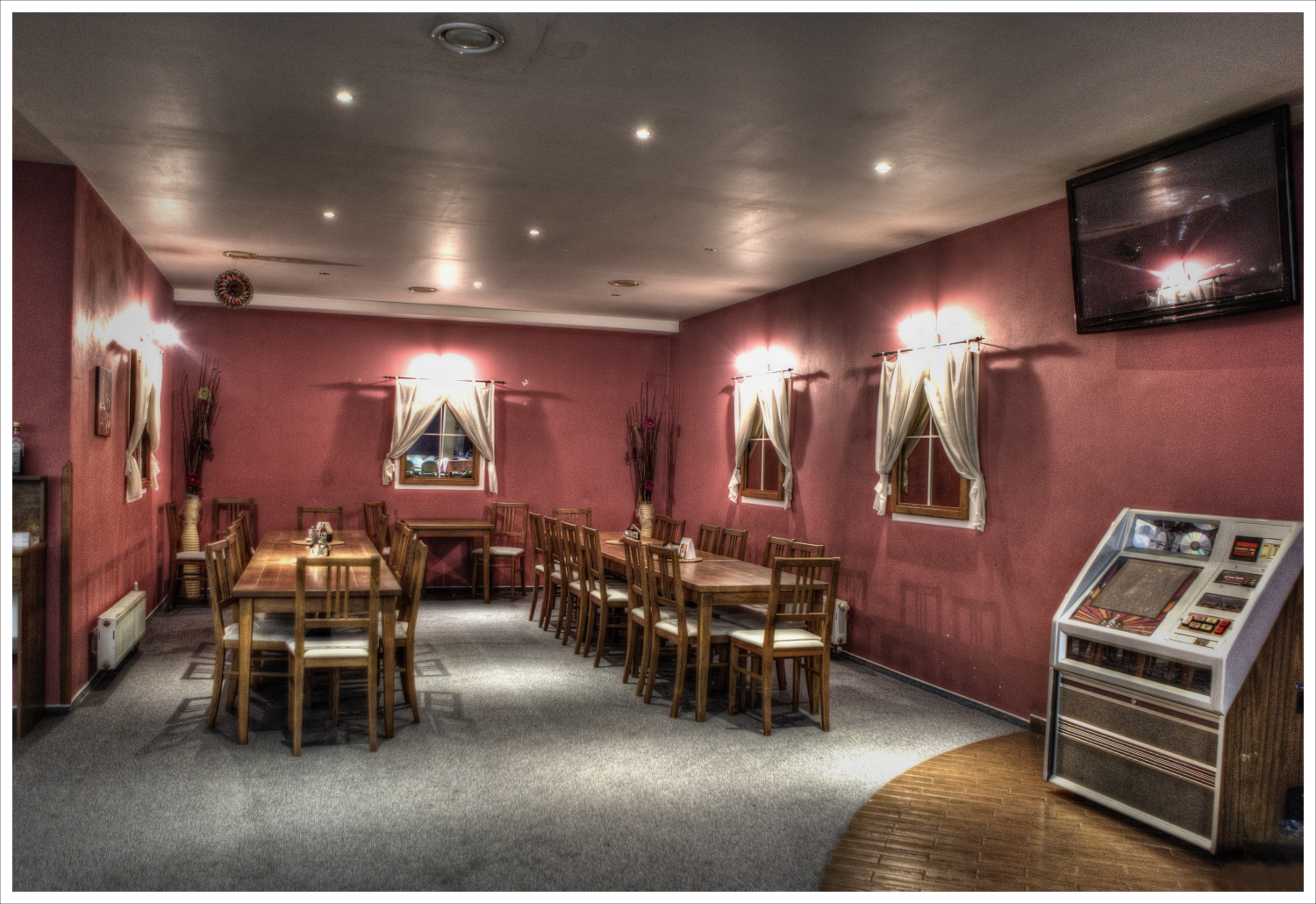 Bowling U Krbu – dráhy a bar